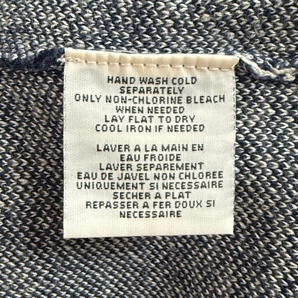 Lightweight Crop Sweater - Picture 8 of 8